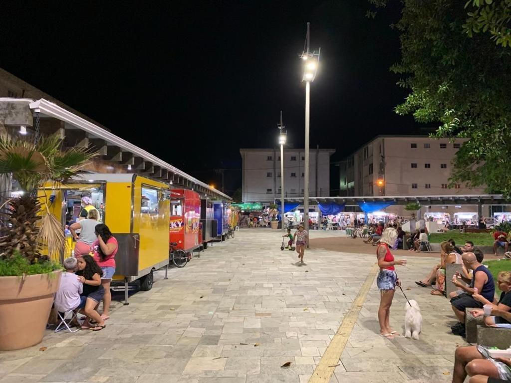 Apartamento Frente Ao Mar Com Varanda E Piscina Praia Grande  Luaran gambar