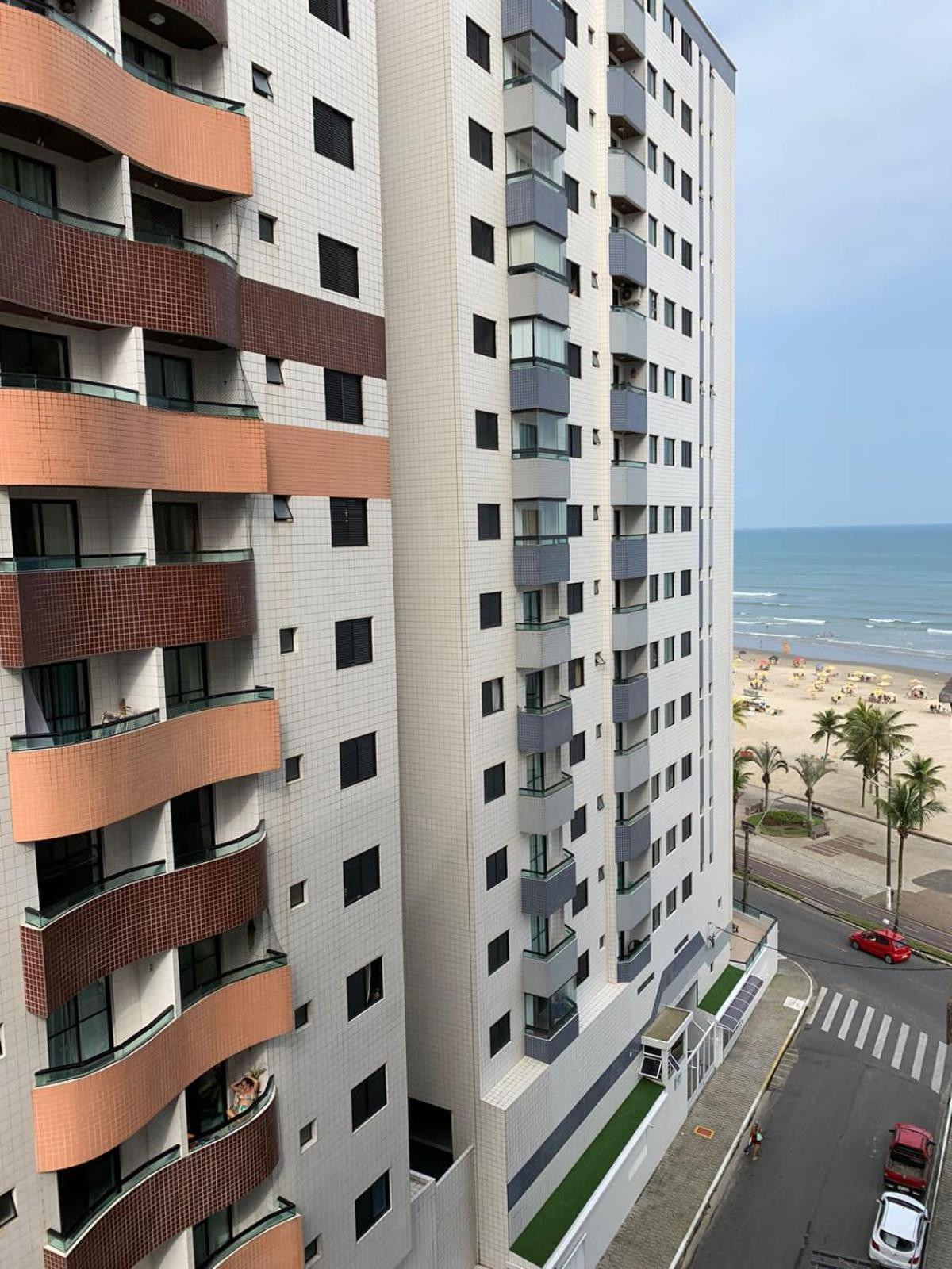 Apartamento Frente Ao Mar Com Varanda E Piscina Praia Grande  Luaran gambar